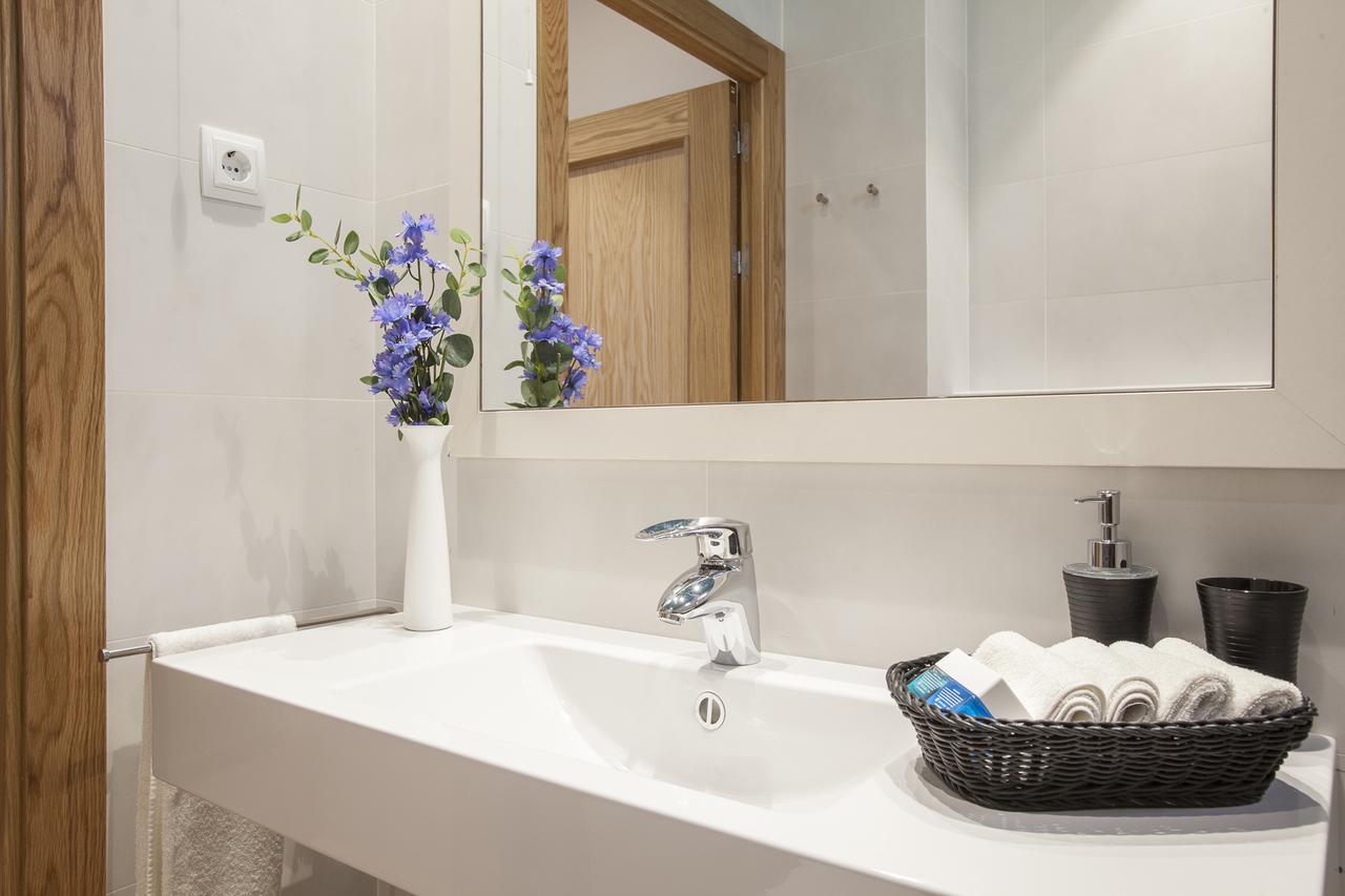 Bcngotic 42 Apartment Barcelona Ngoại thất bức ảnh